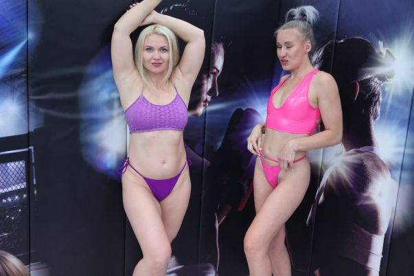Dina Light vs. Natalie Pauer